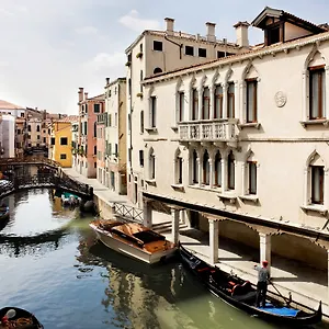 **** Hotel Maison | Esperienze Italia