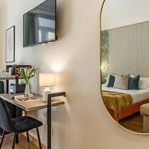 Konukevi 94rooms Vatican Guest House- Scipioni Roma