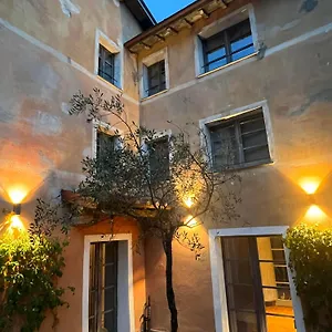 Dimora Carducci , Pietrasanta Italien